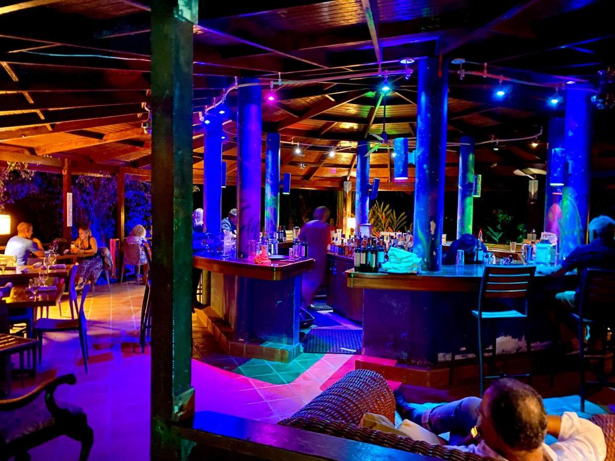 Blue Horizon Boutique Resort (Adults Only) Вьекес Экстерьер фото